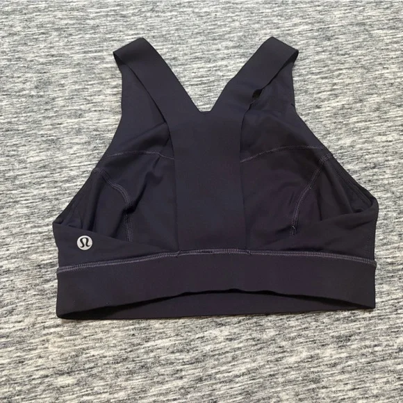 Lululemon Fast and Free Sports Bra Size 4 - Picture 1 of 3